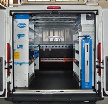 01_Racking by Syncro New Zealand in a plumbing business’ Ducato 